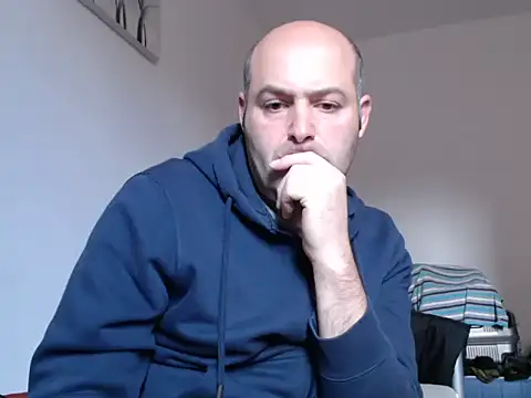 Snapshot of cookie6598 chatting on 11-23-25, 11:43 cookie6598 online show from 11-23-25, 11:43