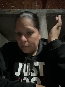 Snapshot of nimsix chatting on 09-30-25, 01:32 nimsix online show from 09-30-25, 01:32