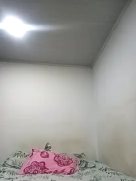 Alahia99 online show from 10-04-25, 10:41