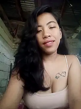 Snapshot of Yapsyxx chatting on 10-08-25, 11:46 Yapsyxx online show from 10-08-25, 11:46