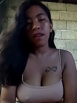 Snapshot of Yapsyxx chatting on 11-27-25, 12:02 Yapsyxx online show from 11-27-25, 12:02