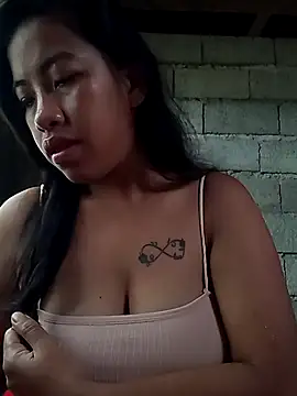 Snapshot of Yapsyxx chatting on 11-30-25, 11:42 Yapsyxx online show from 11-30-25, 11:42