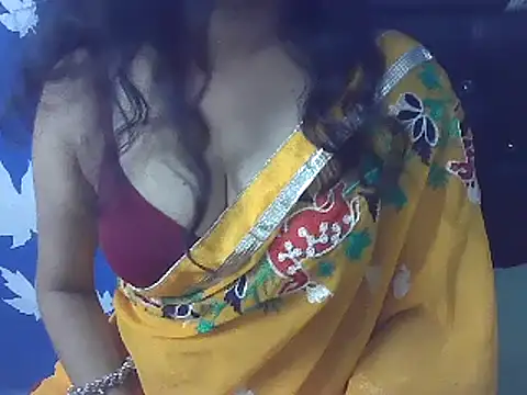 Snapshot of SoftButDeadly0 chatting on 10-22-25, 06:18 SoftButDeadly0 online show from 10-22-25, 06:18