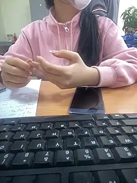 ThuPhuong-Tr online show from 11-19-25, 02:44