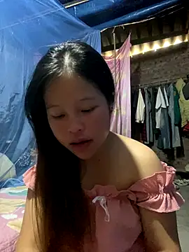 O o UwU o O online show from 11-07-25, 04:23