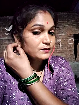 Snapshot of Kavya_hot chatting on 09-24-25, 02:53 Kavya hot online show from 09-24-25, 02:53