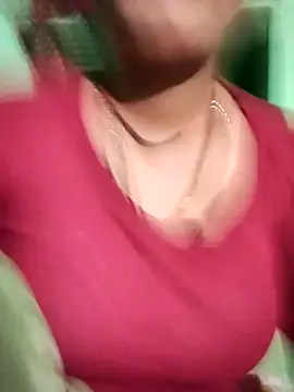 Snapshot of Kavya_hot chatting on 10-28-25, 11:07 Kavya hot online show from 10-28-25, 11:07