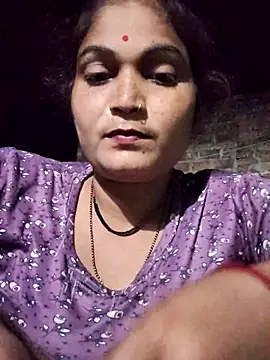 Snapshot of Kavya_hot chatting on 10-29-25, 03:47 Kavya hot online show from 10-29-25, 03:47