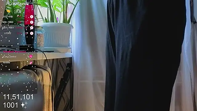 HoneyLem0n online show from 10-21-25, 04:02