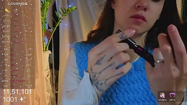 HoneyLem0n online show from 10-30-25, 04:03