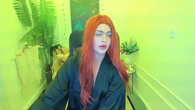 Snapshot of LeslieMineg chatting on 11-01-25, 07:49 LeslieMineg online show from 11-01-25, 07:49