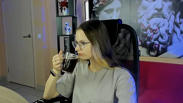 Carrie Rose online show from 10-08-25, 04:10