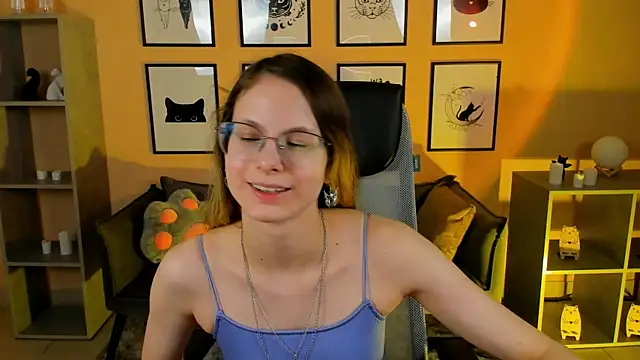 Carrie Rose online show from 10-31-25, 02:23