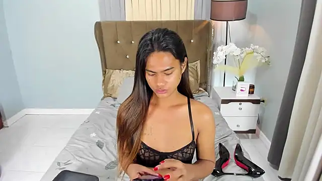 1HotAsianTS online show from 10-24-25, 05:31