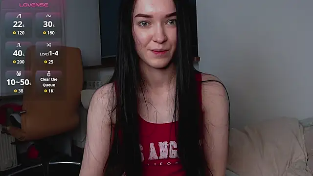 Veliora online show from 10-26-25, 04:24