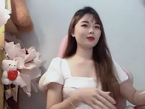 Snapshot of Pony898 chatting on 11-19-25, 05:02 Pony898 online show from 11-19-25, 05:02