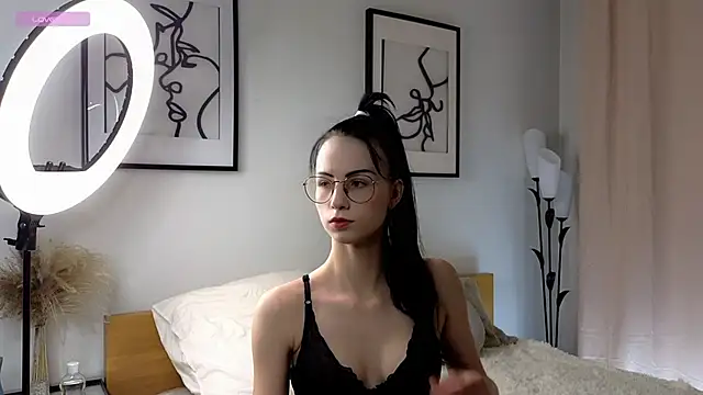 ArlineJanik online show from 11-05-25, 11:32