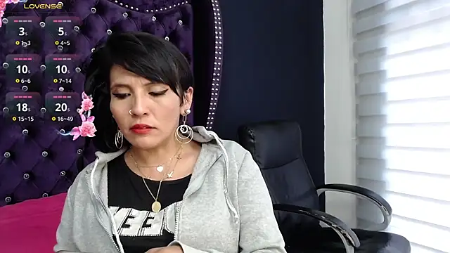 Daniahot  online show from 09-12-25, 07:25