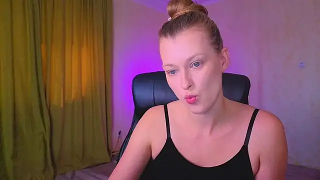 MysticVenus  online show from 03-16-26, 01:26