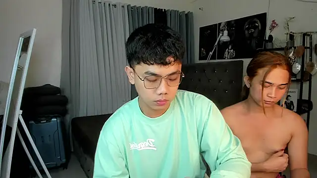mightyhotcock online show from 10-05-25, 04:38