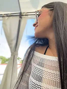 Juanita-Diaz online show from 11-15-25, 08:38