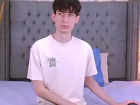 Luke Carter online show from 09-30-25, 01:16