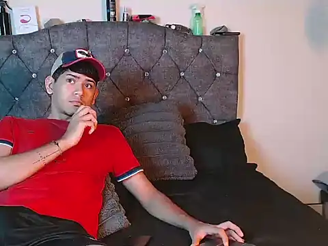 logan willyams  online show from 09-20-25, 12:33