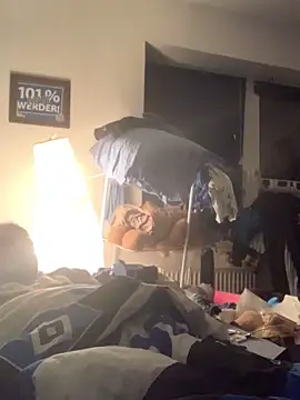 Snapshot of GeilerHSVFAN1989 chatting on 02-11-26, 03:44 GeilerHSVFAN1989 online show from 02-11-26, 03:44