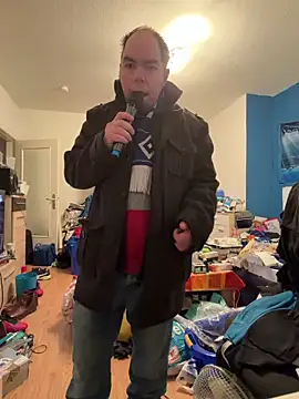 Snapshot of GeilerHSVFAN1989 chatting on 02-12-26, 04:46 GeilerHSVFAN1989 online show from 02-12-26, 04:46