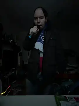 Snapshot of GeilerHSVFAN1989 chatting on 02-13-26, 04:25 GeilerHSVFAN1989 online show from 02-13-26, 04:25