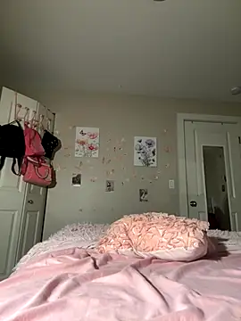 gigifox220 online show from 09-28-25, 06:30