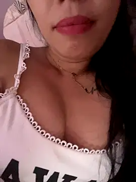 Bear-cute00 online show from 09-12-25, 06:46