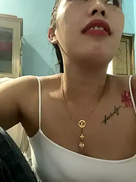 Bear-cute00 online show from 09-25-25, 12:14
