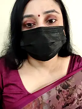 Monica cams online show from 12-18-25, 04:18