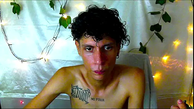 Crxxxsh online show from 09-18-25, 08:22