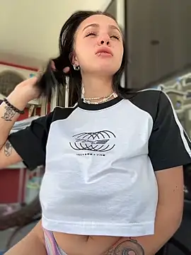 VendiMur online show from 11-30-25, 02:04