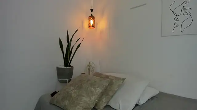 kaylajhonnes6 online show from 11-18-25, 02:21