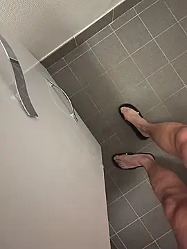 Snapshot of NuclearValue40 chatting on 03-02-26, 06:59 NuclearValue40 online show from 03-02-26, 06:59