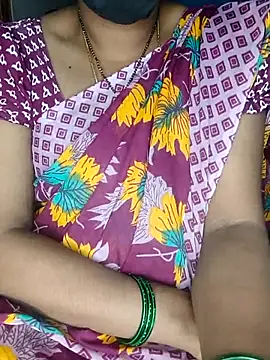 Snapshot of SindhuHappy chatting on 10-24-25, 03:52 SindhuHappy online show from 10-24-25, 03:52