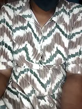 Snapshot of SindhuHappy chatting on 11-23-25, 03:34 SindhuHappy online show from 11-23-25, 03:34