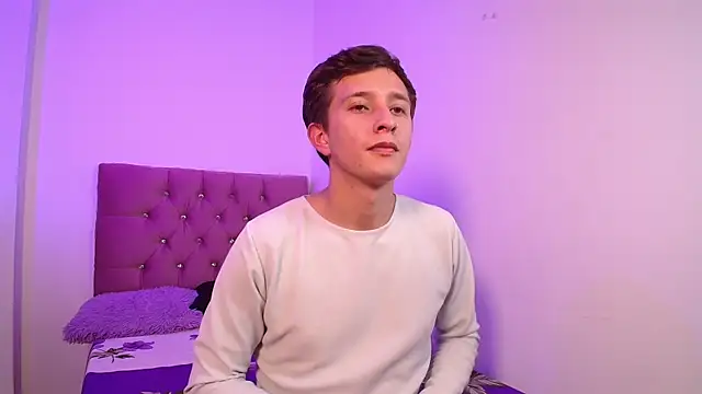 mae nathan  online show from 12-01-25, 06:29