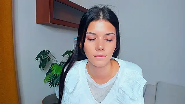 JoCauterucci online show from 10-11-25, 06:56