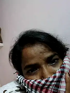 Snapshot of poojasexygirl2007 chatting on 09-24-25, 06:11 poojasexygirl2007 online show from 09-24-25, 06:11