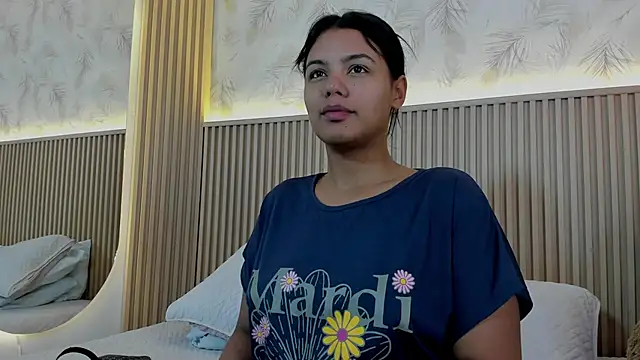 Liss-Reyes online show from 02-27-26, 01:22