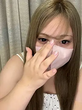 Snapshot of Chua-chan chatting on 09-24-25, 02:42 Chua-chan online show from 09-24-25, 02:42