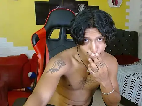 bull cam online show from 10-27-25, 03:27