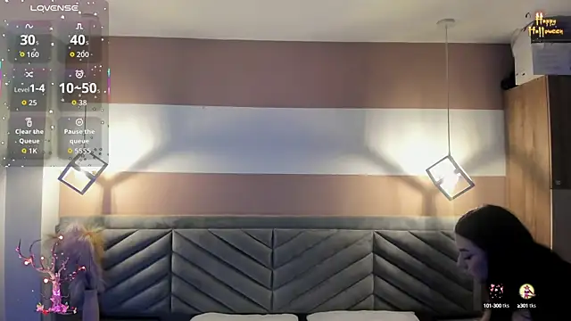 Mia Valentine  online show from 10-14-25, 08:31