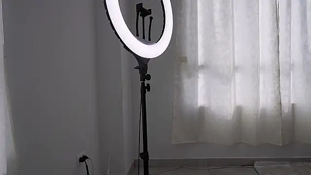 natasha vesper online show from 12-22-25, 08:06