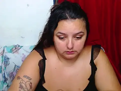 KeilyHall online show from 10-29-25, 04:15