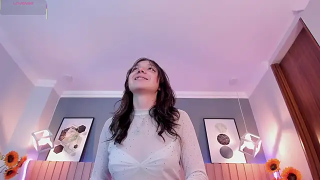 Nina Ford online show from 01-16-26, 03:10